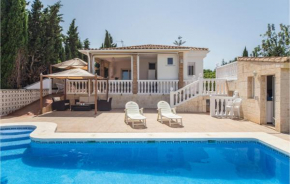 Amazing home in Torrent with WiFi, Private swimming pool and 3 Bedrooms, Torrent
